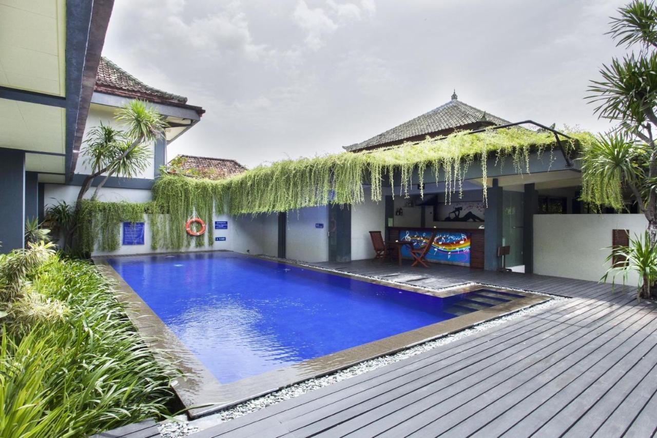 The Yani Hotel Bali Pesanggaran Екстериор снимка