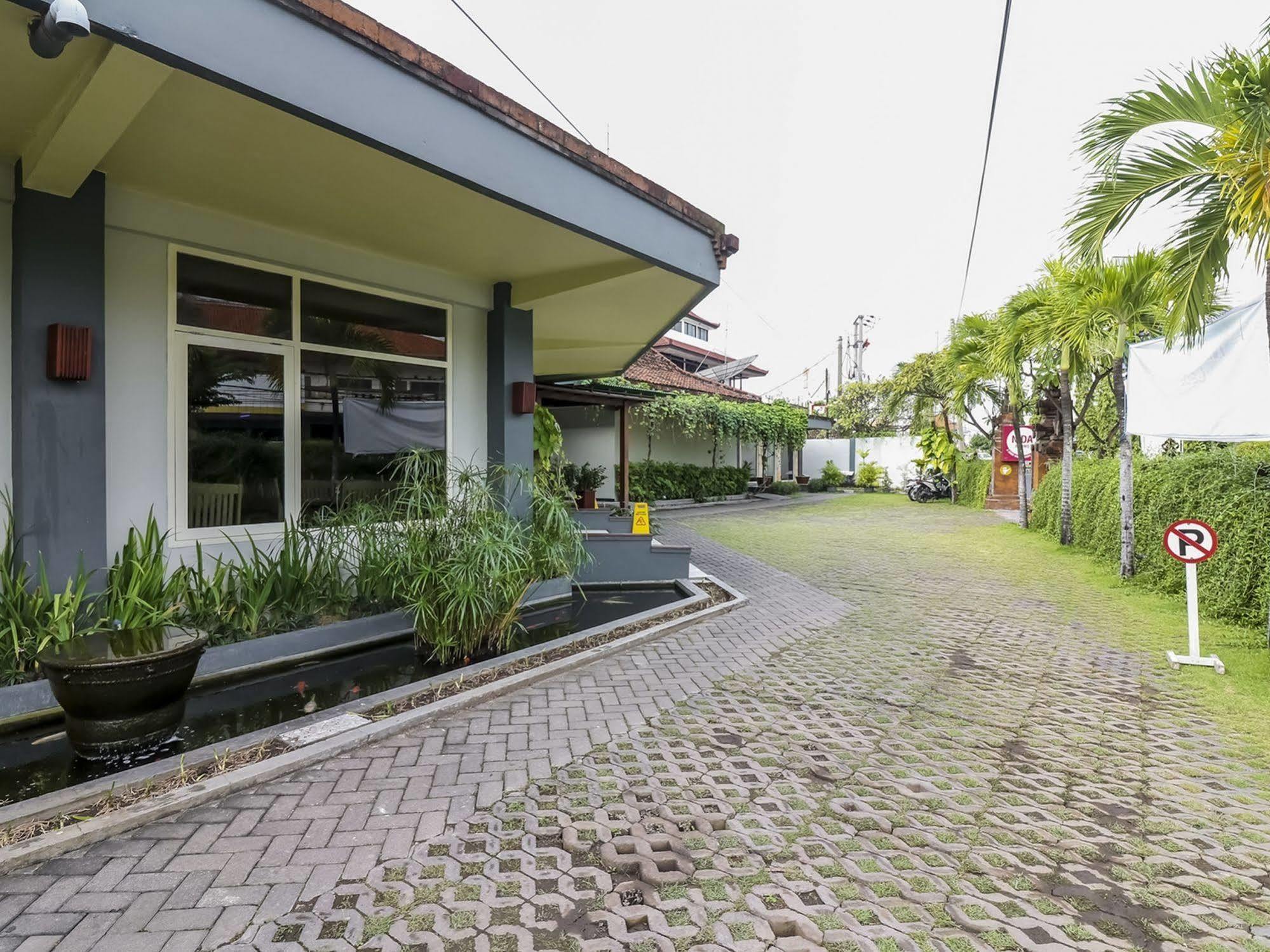 The Yani Hotel Bali Pesanggaran Екстериор снимка